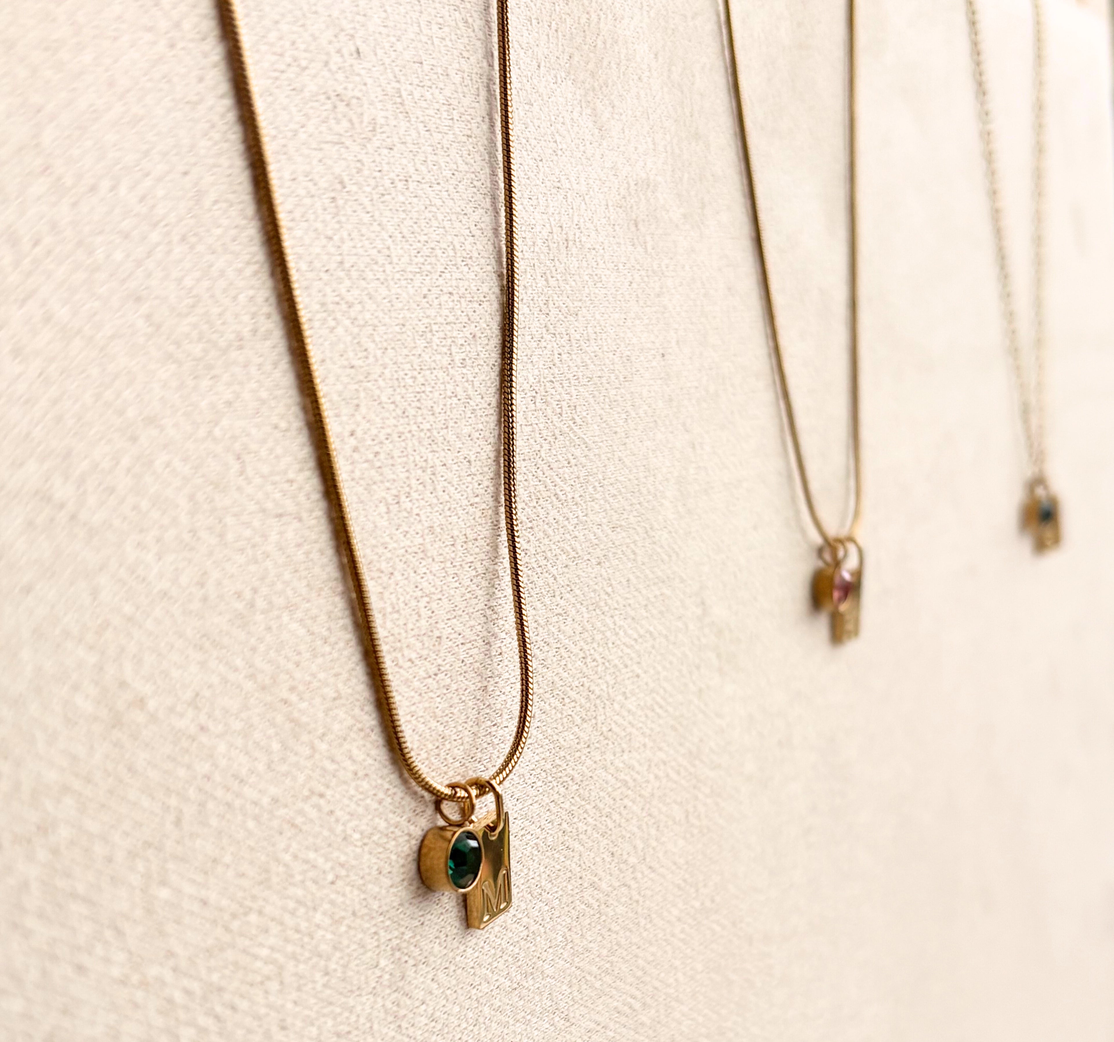 Slangenketting 1.2mm met letter en geboortesteen